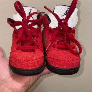 Jordan 5 Retro Raging Bull